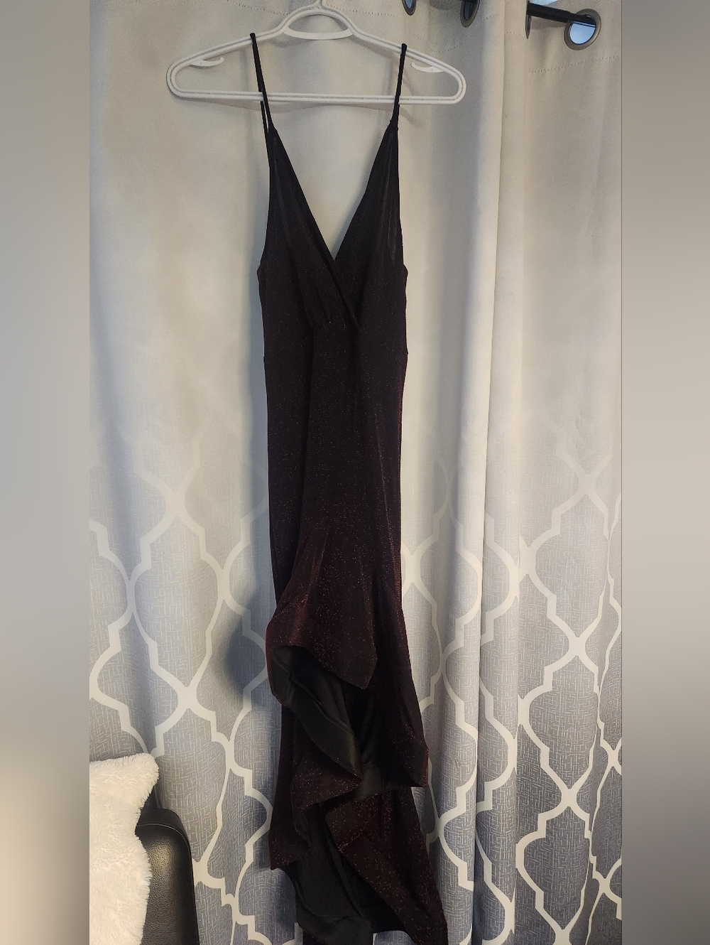 Libian Slip V-Neck Evening Dress in Deep Wine Sparkle